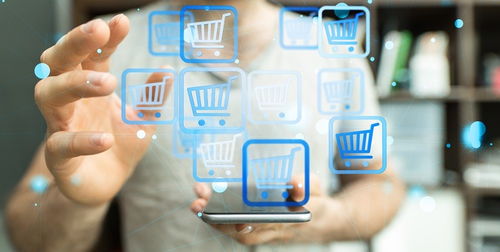 電子商務(wù)與市場(chǎng)營銷 解讀專業(yè)學(xué)習(xí)與互聯(lián)網(wǎng)電子產(chǎn)品銷售的職業(yè)前景